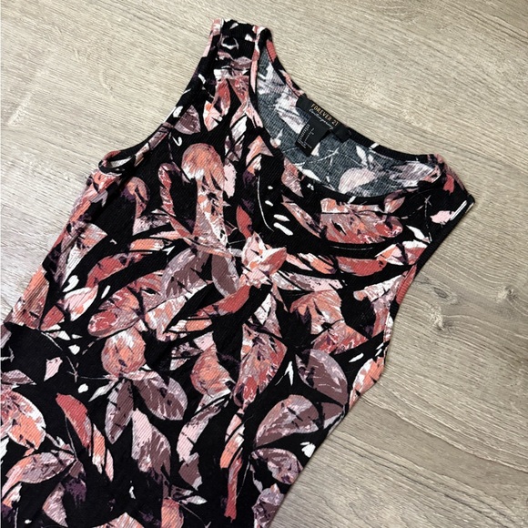 •FOREVER 21• DRESS - Picture 2 of 5